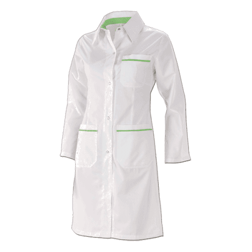 Bata tipo camiseiro, abertura frontal, dois bolsos inferiores e um superior, dois ilhós respiração em cada axila, modelo cintado, mangas á boca de sino.