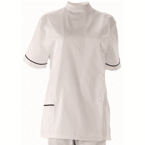 Túnica  c/gola subida, abertura lateral c/mola, um bolso inferior direito, vivo decorativo, meia manga.